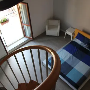 Irooms Station Guest house